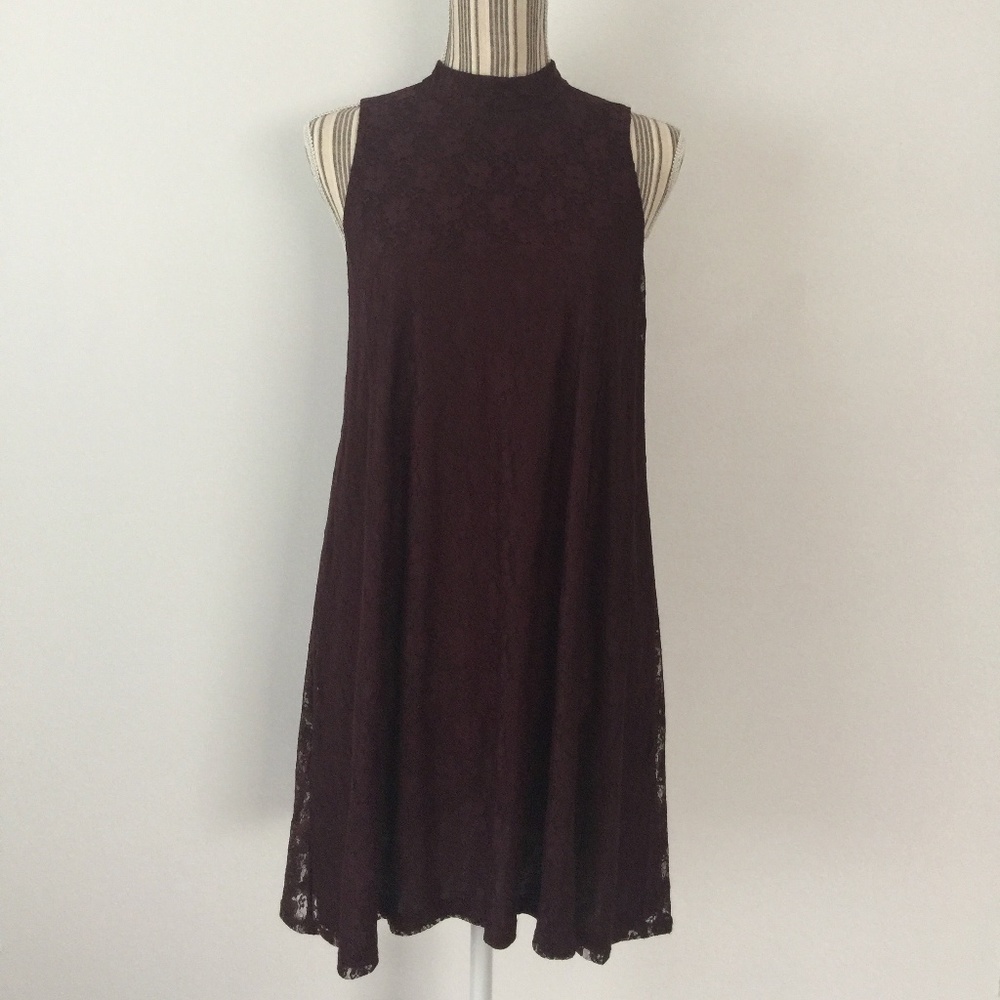 Lace Hi-Neck Sleeveless Dress